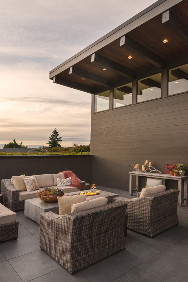 Seattle-Magnolia-Home-Roof-Deck - Hinge Studio